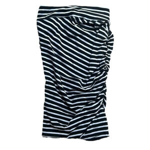 🌿Lululemon Athletica Anytime knit ruched skirt, black/white stripe, size 4🌿